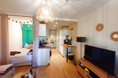 Appartement à vendre à HYÈRES  - 1 pièces - 25 m² 