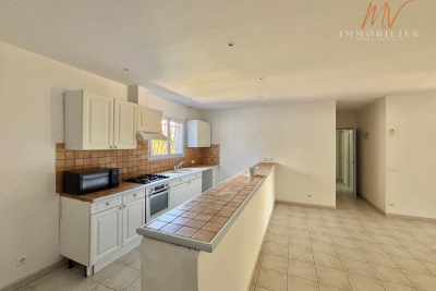 Maison à vendre à ST-RÉMY-DE-PROVENCE Pauriol-Vertus - 4 pièces - 94 m² 