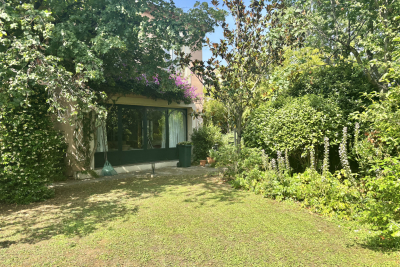 Maison à vendre à VILLENEUVE-LÈS-AVIGNON  - 8 pièces - 190 m² 