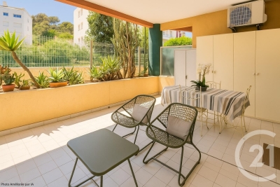 Appartement à vendre à ROQUEBRUNE-CAP-MARTIN Ariane-Ripert - 2 pièces - 45 m² 