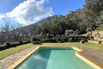 Maison &agrave; vendre &agrave; LA GARDE-FREINET La Garde-Freinet - 5 pi&egrave;ces - 156 m&sup2; 