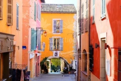 Commerce à vendre appartement terrasse le village valbonne 