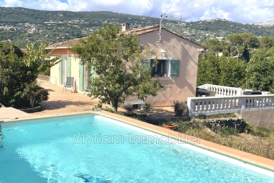 Maison à vendre à PEYMEINADE  - 6 pièces - 175 m² 