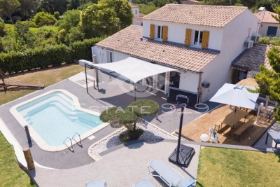 Maison à vendre à CHATEAUNEUF-GRASSE  - 5 pièces - 129 m² 
