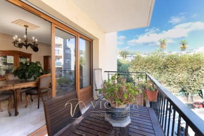 Appartement à vendre à NICE  - 3 pièces - 77 m² 