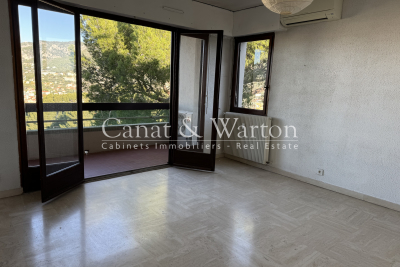 Apartment for sale in TOULON  - 3 rooms - 71 m² 