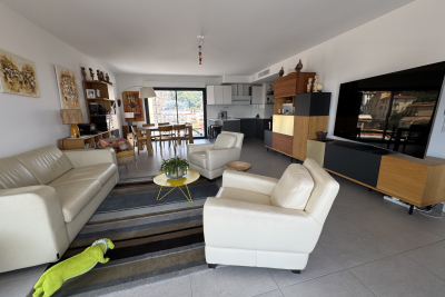 Appartement à vendre à MENTON Le Roc Fleuri-Capitou (Jeanne d'Arc) - 4 pièces - 102 m² 