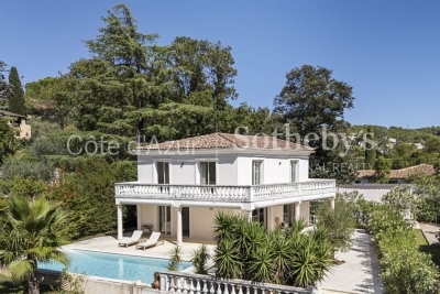 Maison à vendre à LA ROQUETTE-SUR-SIAGNE  - 7 pièces - 203 m² 