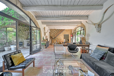 Maison à vendre à UZÈS  - 6 pièces - 220 m² 