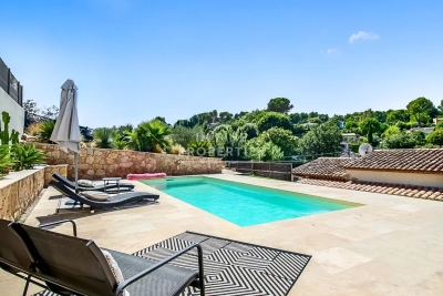 Maison &agrave; vendre &agrave; VALBONNE  - 5 pi&egrave;ces - 150 m&sup2; 
