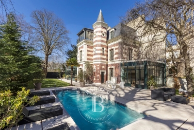 Maison à vendre à BOULOGNE BILLANCOURT Cite Jardins 3 - 8 pièces - 300 m² 