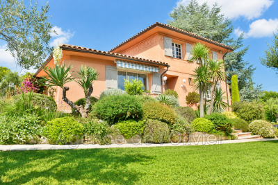 House for sale in VALBONNE  - 6 rooms - 196 m&sup2; 