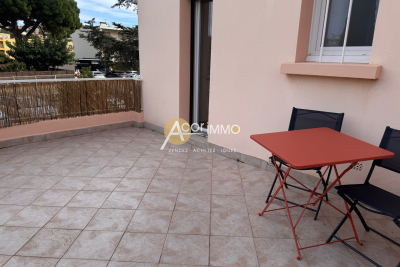 Appartement à vendre à SIX-FOURS-LES-PLAGES Bucarin - 3 pièces - 60 m² 