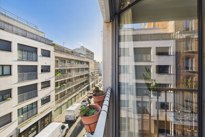 Appartement &agrave; vendre &agrave; PARIS 17EME Belleville - 3 pi&egrave;ces - 55 m&sup2; 