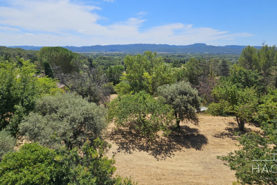 Maison à vendre à LAURIS Montfavet Pericentre - 5 pièces - 117 m² 