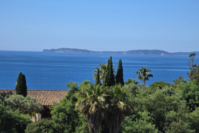 Maison à vendre à LA CROIX-VALMER Rayol-Canadel-sur-Mer - 5 pièces - 150 m² 