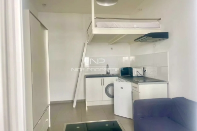 House for sale in NICE  - 9 rooms - 190 m&sup2; 