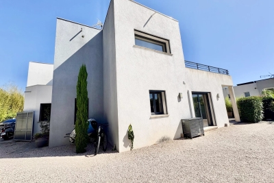 House for sale in ST-RAPHAËL  - 3 rooms - 125 m² 