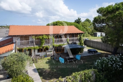 Maison à vendre à LA TESTE-DE-BUCH Aiguillon-Port - 6 pièces - 176 m² 
