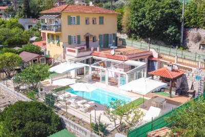 Maison à vendre plain pied et vue mer alpes maritimes 