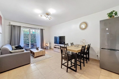 Appartement à vendre à CANNES Saint-Nicolas - 3 pièces - 50 m² 