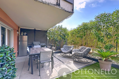 Appartement à vendre à ROQUEBRUNE-SUR-ARGENS Ecarts - 3 pièces - 61 m² 