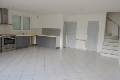 Maison &agrave; vendre &agrave; CROIX CHAPEAU  - 5 pi&egrave;ces - 82 m&sup2; 