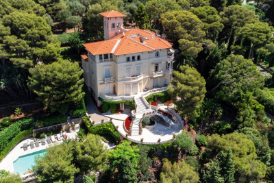 Appartement &agrave; vendre &agrave; ROQUEBRUNE-CAP-MARTIN  - 4 pi&egrave;ces - 145 m&sup2; 