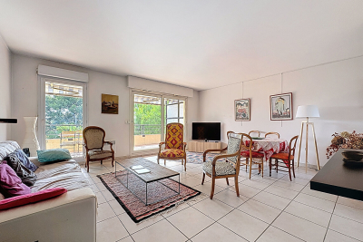 Appartement à louer à MARSEILLE 4EME  - 3 pièces - 71 m² 