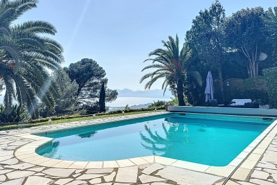 Maison à vendre piscine vue panoramique mer cannes 