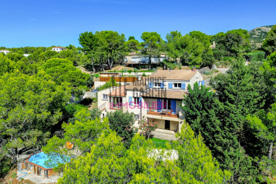 Maison à vendre à CAVAILLON Rotondes-Barbiere - 5 pièces - 135 m² 