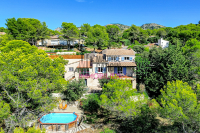 Maison à vendre à CAVAILLON  - 5 pièces - 135 m² 