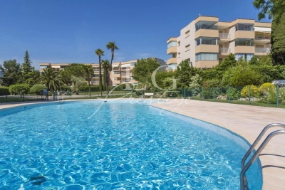 Apartment for sale in MANDELIEU-LA-NAPOULE  - 2 rooms - 41 m² 