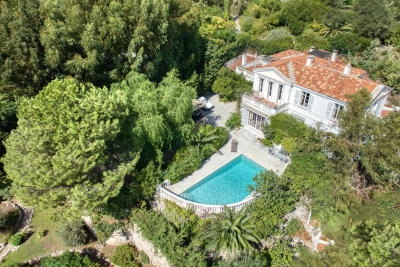 Maison à vendre à MENTON Garnier-Gare de Provence - 12 pièces - 475 m² 