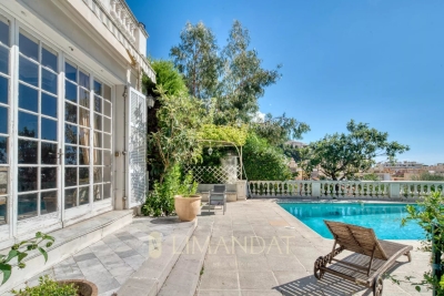 Maison &agrave; vendre &agrave; MENTON  - 12 pi&egrave;ces - 475 m&sup2; 