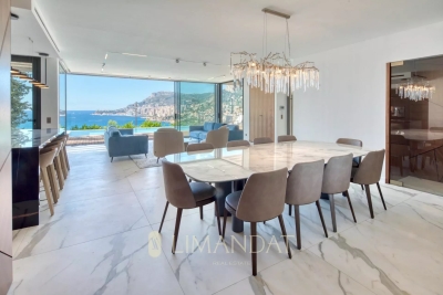 Maison &agrave; vendre &agrave; ROQUEBRUNE-CAP-MARTIN  - 7 pi&egrave;ces - 338 m&sup2; 