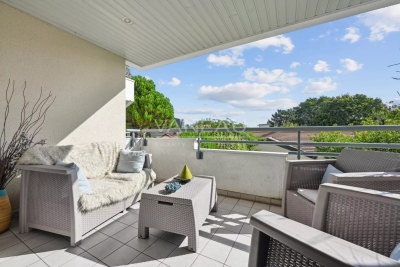 Apartment for sale in SURESNES Trezel 1 - 5 rooms - 122 m² 