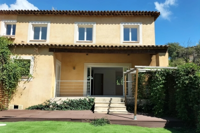 Maison à vendre à LA GAUDE  - 4 pièces - 120 m² 