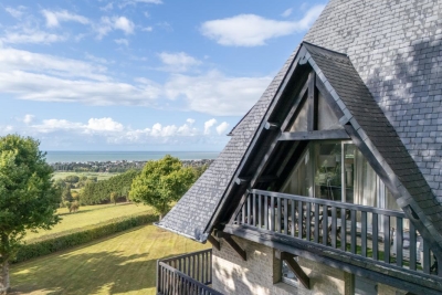 Appartement à vendre à DEAUVILLE  - 3 pièces - 82 m² 