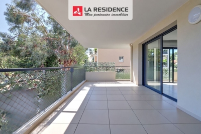 Apartment for sale in ST-RAPHAËL  - 3 rooms - 78 m² 