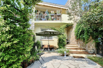 Maison à vendre à CANNES  - 5 pièces - 140 m² 