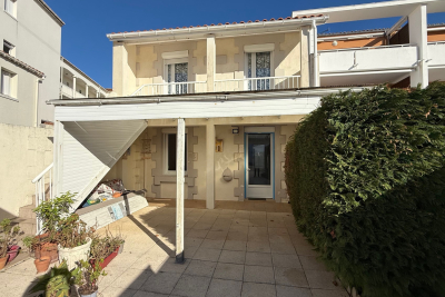 Maison à vendre terrain est nord 