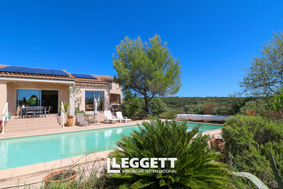 Maison à vendre à UZÈS  - 7 pièces - 195 m² 