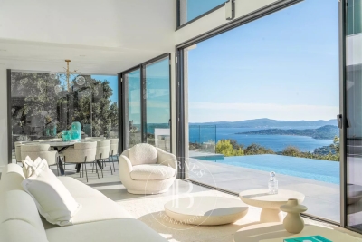 Maison &agrave; vendre &agrave; LES ISSAMBRES  - 6 pi&egrave;ces - 230 m&sup2; 