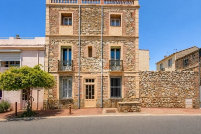 Maison &agrave; vendre &agrave; TORREILLES  - 7 pi&egrave;ces - 227 m&sup2; 