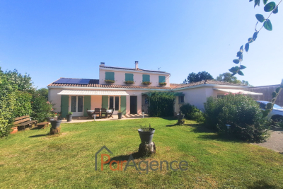 Maison &agrave; vendre &agrave; VAUX SUR MER  - 6 pi&egrave;ces - 202 m&sup2; 