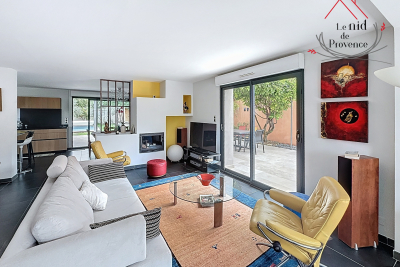 Maison à vendre à ST-DIDIER Centre Ville - 4 pièces - 146 m² 