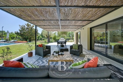 Maison &agrave; vendre sur terrain de golf aix en provence 