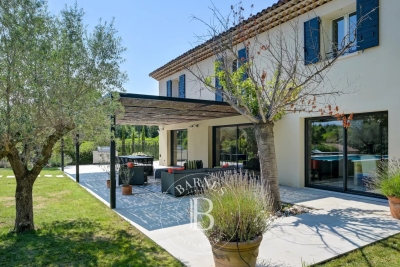 Maison &agrave; vendre &agrave; AIX-EN-PROVENCE Vaufreges-Leon Lachamp - 7 pi&egrave;ces - 240 m&sup2; 