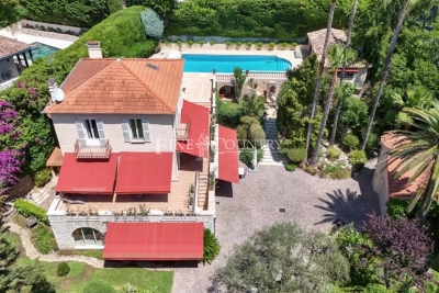 Maison à vendre à LE CANNET Cantaron - 7 pièces - 330 m² 